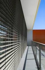 How to reduce glare on computer screen External blinds