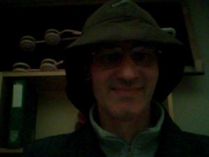 low blue lights - eye strain blurred vision AR